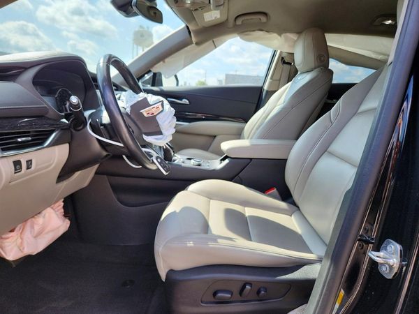 2022 CADILLAC XT4