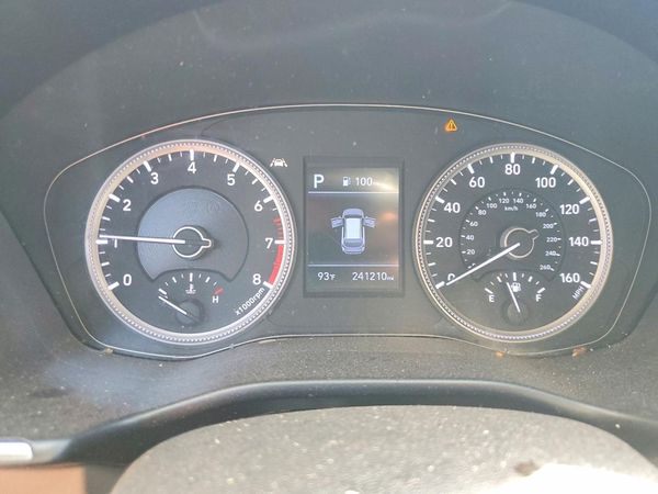 2019 HYUNDAI SANTA FE SE