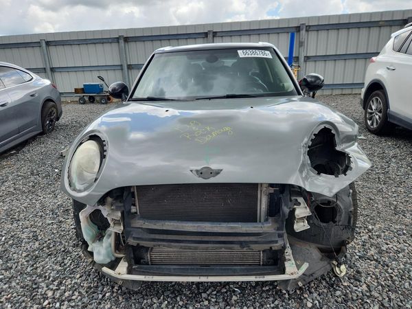 2016 MINI COOPER