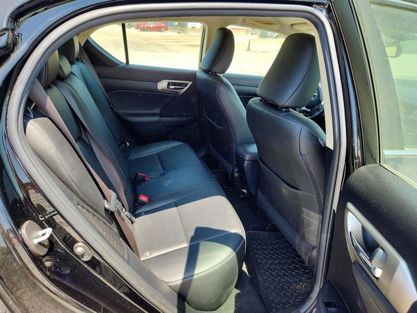 2016 LEXUS CT 200h