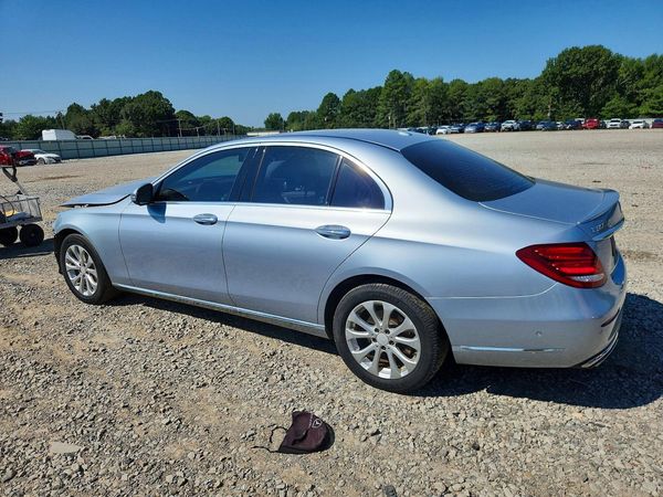 2017 MERCEDES-BENZ E