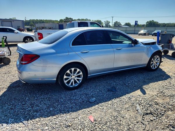 2017 MERCEDES-BENZ E