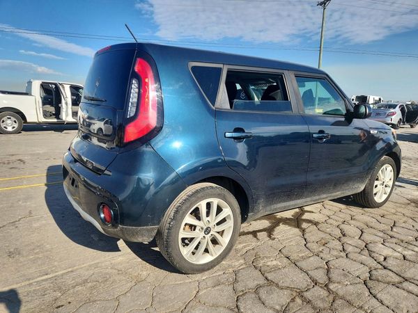2017 KIA SOUL Plus