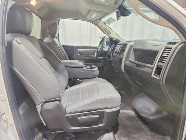 2019 RAM 1500 CLASSIC Classic DS