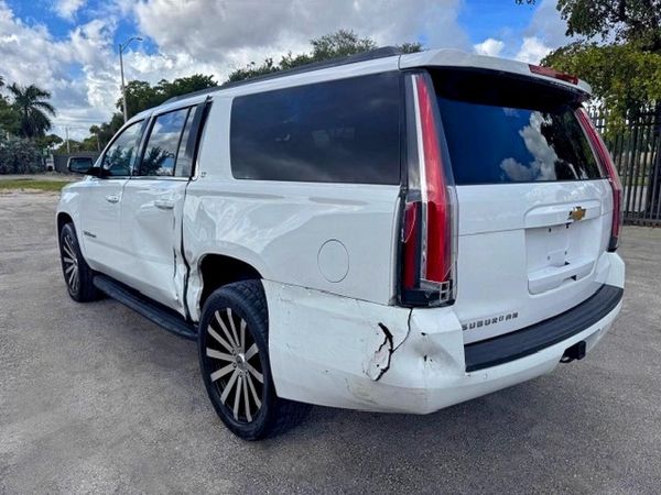 2015 CHEVROLET SUBURBAN LT