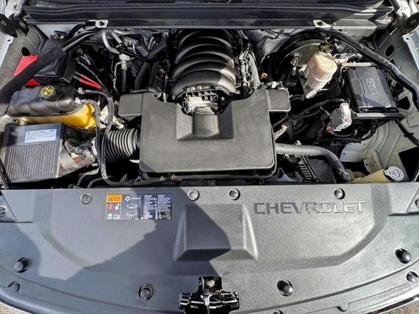 2015 CHEVROLET SUBURBAN LT