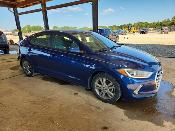 2017 HYUNDAI ELANTRA