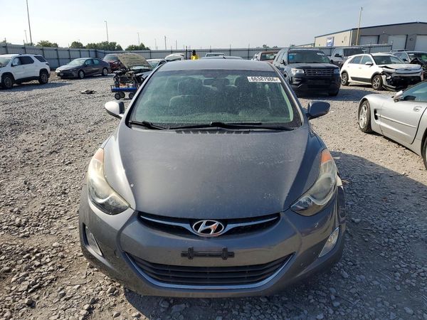 2013 HYUNDAI ELANTRA
