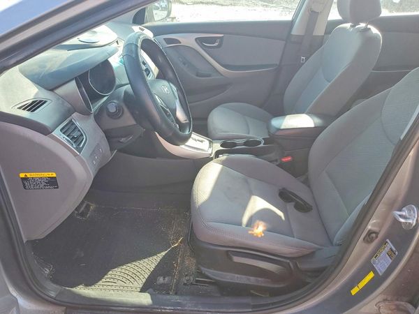 2013 HYUNDAI ELANTRA
