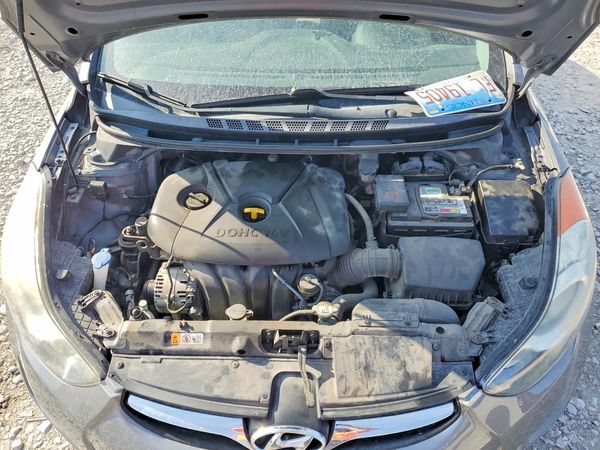 2013 HYUNDAI ELANTRA