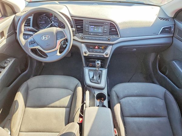 2017 HYUNDAI ELANTRA SE Base — CKPT