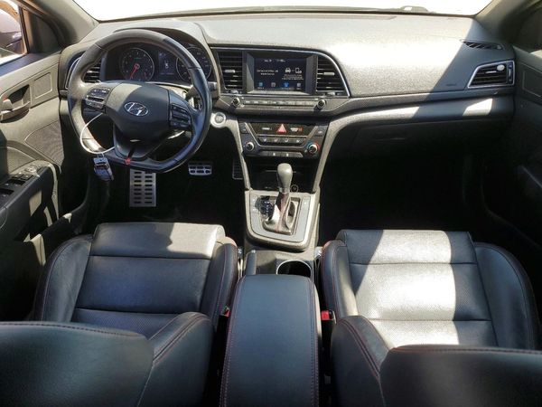 2018 HYUNDAI ELANTRA