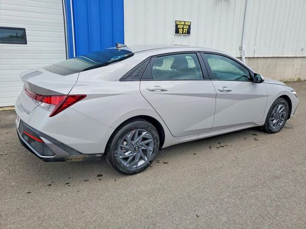 2026 HYUNDAI ELANTRA