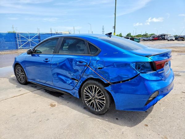2024 KIA FORTE GT Line