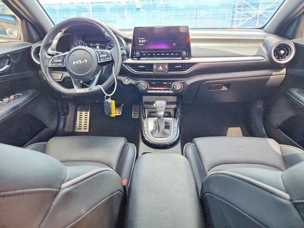 2024 KIA FORTE GT Line