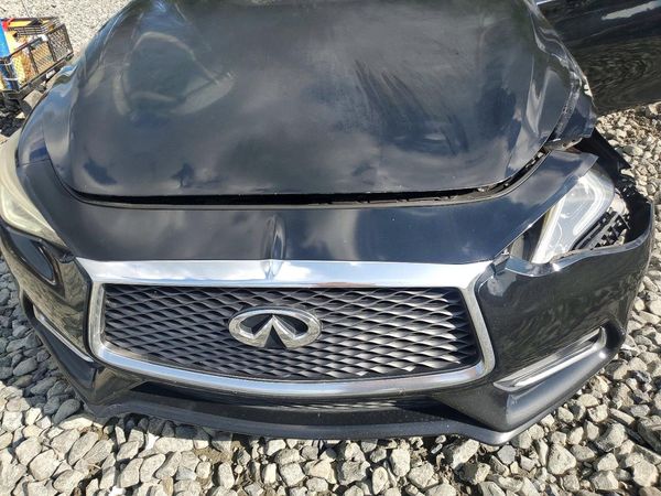 2017 INFINITI Q60
