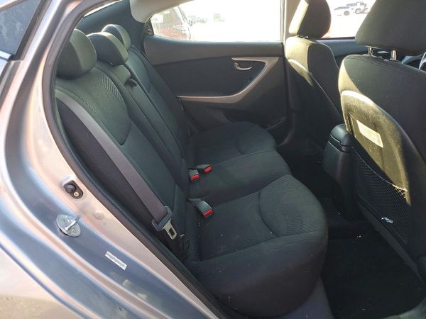 2015 HYUNDAI ELANTRA