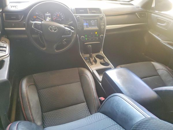 2015 TOYOTA CAMRY