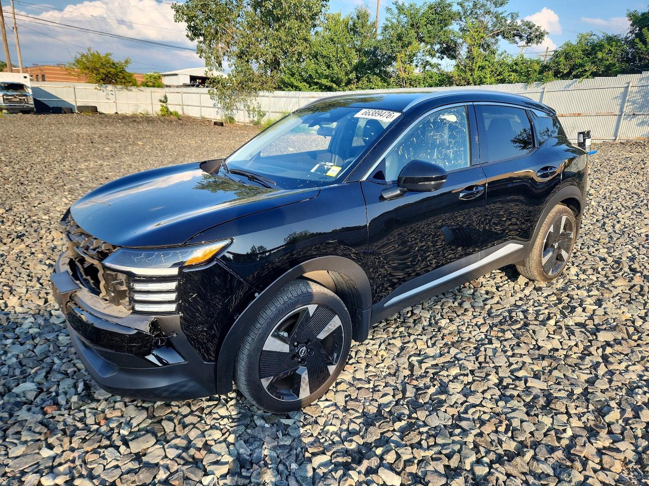 2025 NISSAN KICKS