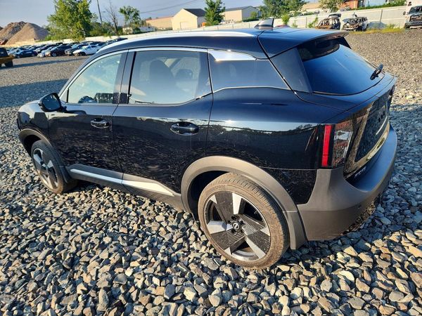 2025 NISSAN KICKS