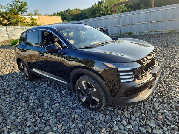 2025 NISSAN KICKS