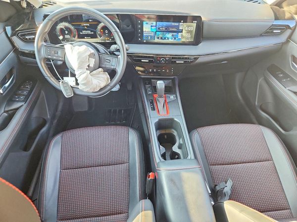 2025 NISSAN KICKS