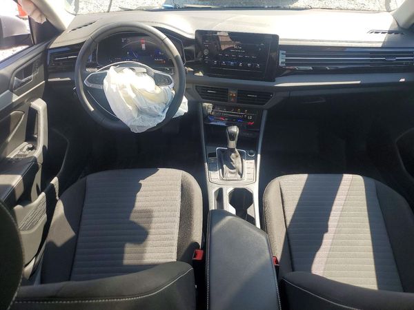 2025 VOLKSWAGEN JETTA
