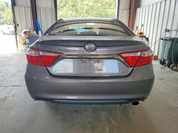 2015 TOYOTA CAMRY