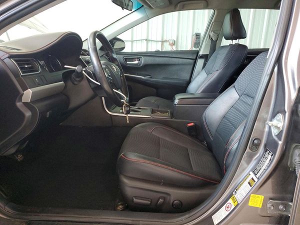 2015 TOYOTA CAMRY
