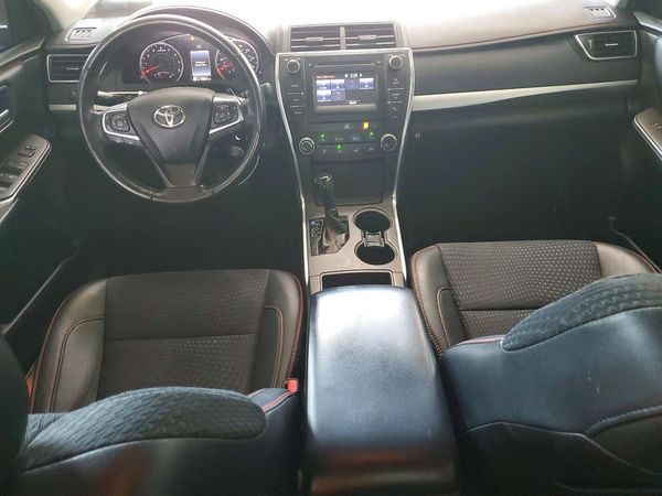 2015 TOYOTA CAMRY