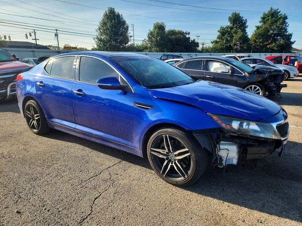 2013 KIA OPTIMA SX