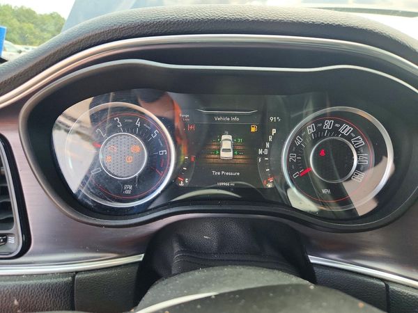 2015 DODGE CHALLENGER SXT