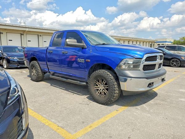 2016 RAM 1500 ST