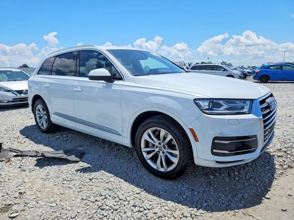 2018 AUDI Q7 quattro Premium Plus