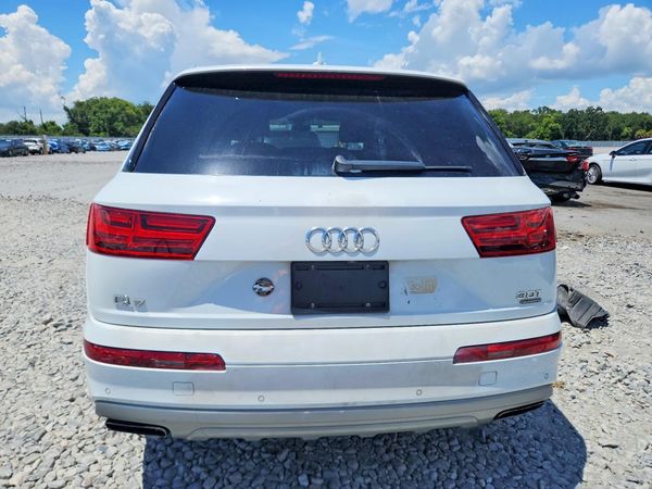 2018 AUDI Q7 quattro Premium Plus