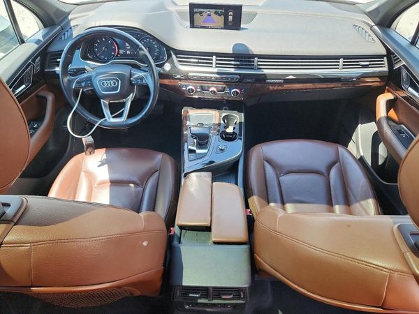 2018 AUDI Q7 quattro Premium Plus