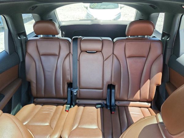 2018 AUDI Q7 quattro Premium Plus