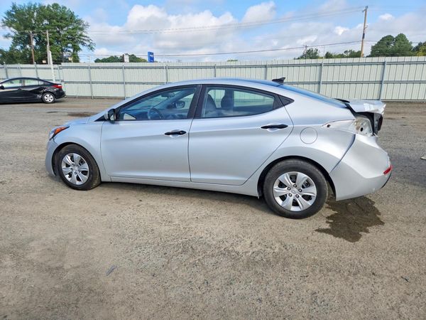 2016 HYUNDAI ELANTRA