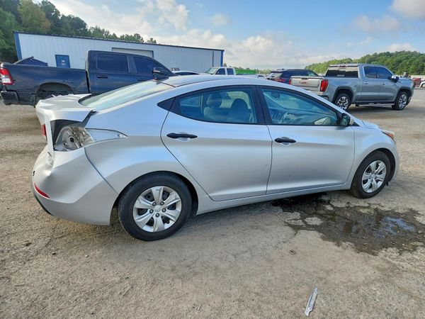 2016 HYUNDAI ELANTRA