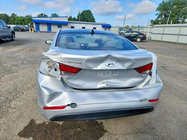 2016 HYUNDAI ELANTRA