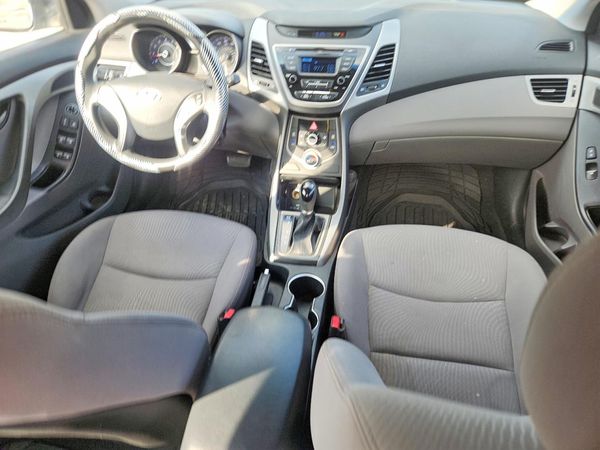 2016 HYUNDAI ELANTRA