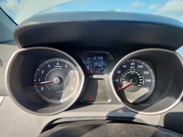 2016 HYUNDAI ELANTRA