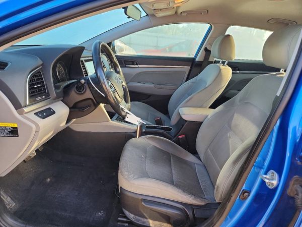 2017 HYUNDAI ELANTRA