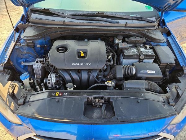2017 HYUNDAI ELANTRA