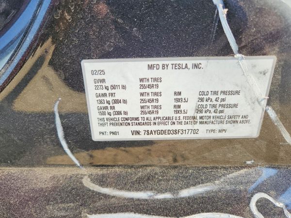 2025 TESLA MODEL Y