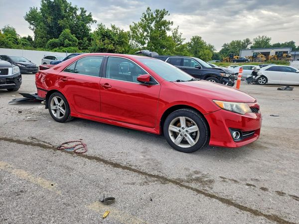 2012 TOYOTA CAMRY