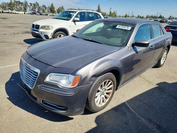 2013 CHRYSLER 300 Base/Limited