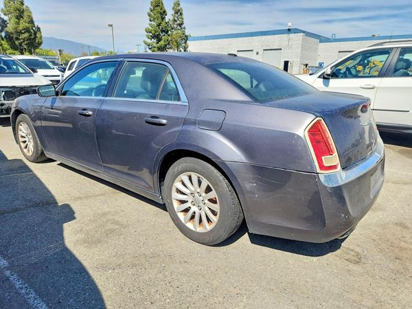 2013 CHRYSLER 300 Base/Limited