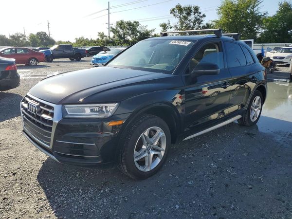 2018 AUDI Q5 quattro Premium