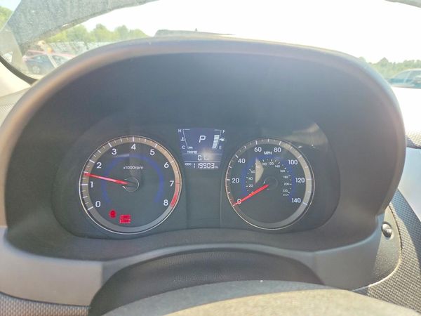 2014 HYUNDAI ACCENT